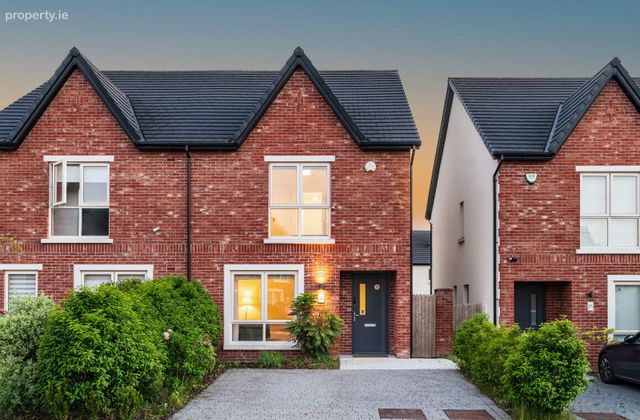 26 Whitethorn Square, Naas, Naas, Co. Kildare - Click to view photos