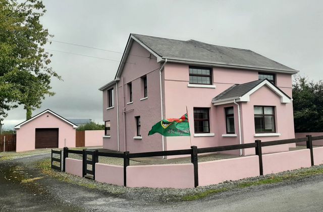 Clooncorraun, Ballinrobe, Co. Mayo, Ballinrobe, Co. Mayo - Click to view photos