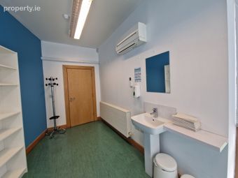 Room 1 Carrick Road Medical Centre, Lis Na Dara, Dundalk, Co. Louth, Dundalk, Co. Louth - Image 4