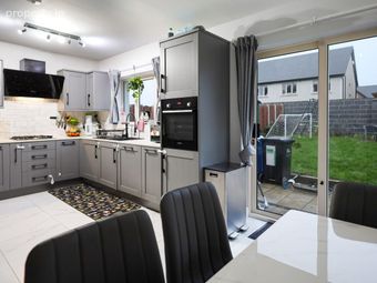 68 Beaulieu Village, Drogheda, Co. Louth - Image 5