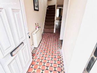 2 Arravale Terrace, Galbally Road, Tipperary Town, Co. Tipperary - Image 2