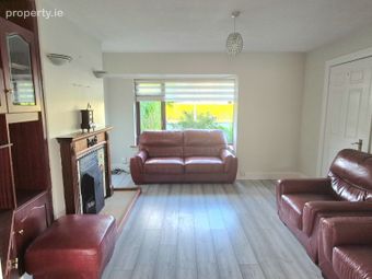 69 The Grove, Hophill, Tullamore, Co. Offaly - Image 3