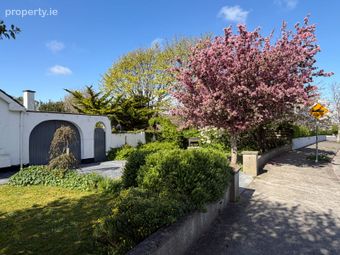 54 Carrickbrack Hill, Sutton, Sutton, Dublin 13 - Image 3