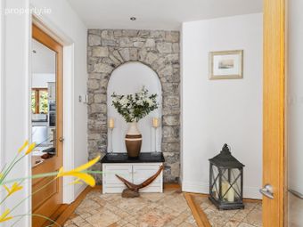 Somerton Cottage, Somerton Road, Porterstown, Dublin 15 - Image 4