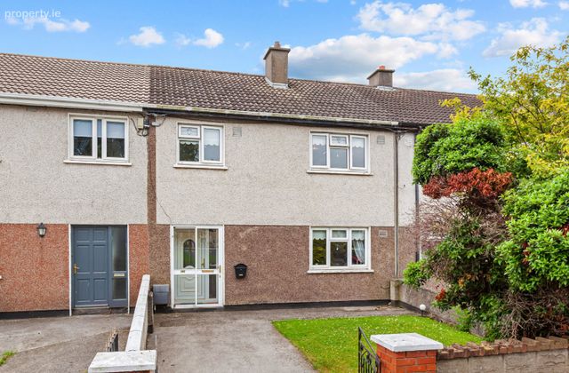 105 Cappagh Avenue, Finglas, Dublin 11, Smithfield, Dublin 7 - Click to view photos