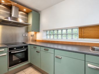 4 Merton Hall, Mount St. Anne's, Milltown, Milltown, Dublin 6 - Image 5