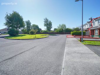 48 Carrig Rua, Nenagh, Co Tipperary, Nenagh, Co. Tipperary - Image 3