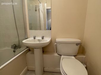 Inishtrahull, Custom House Harbour Apartments, IFSC, Dublin 1 - Image 5
