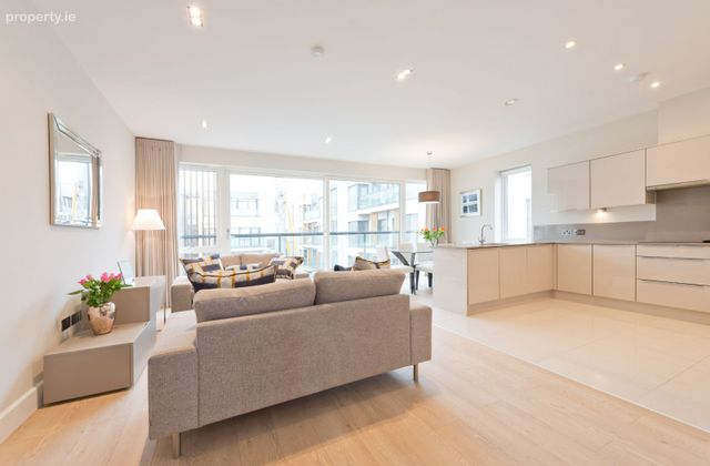 3 Bed, Howth Road, Raheny, Dublin 5 - Click to view photos