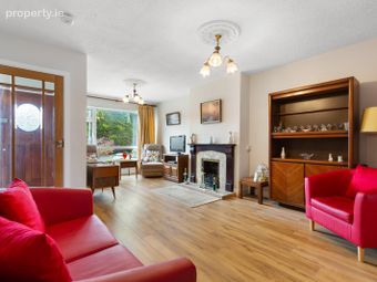 16 Somerton, Rochestown Avenue, Dun Laoghaire, Co Dublin, Dun Laoghaire, Co. Dublin - Image 4