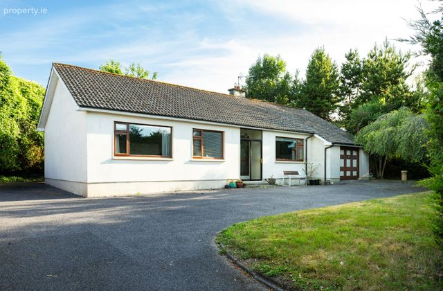 Castle Road, Bandon, Bandon, Co. Cork - Click to view photos