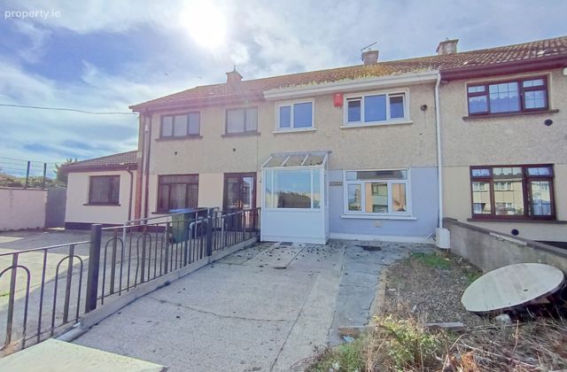 33 Cliona Park, Moyross, Moyross, Co. Limerick - Click to view photos