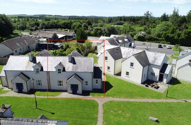 7 Seanacha&iacute; Holiday Homes, Pulla, Ring, Dungarvan, Co. Waterford - Click to view photos