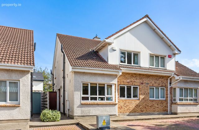 8 Engleberg Court, Mounttown Road Lower, Dun Laoghaire, Co. Dublin - Click to view photos