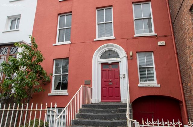 21 Ashe Street, Tralee, Co. Kerry, Tralee, Co. Kerry - Click to view photos