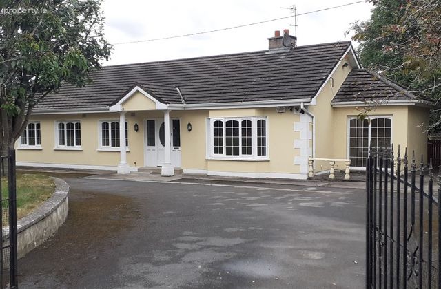 Fermoy Road, Rockmills, Co. Cork - Click to view photos