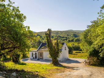 Derrylough, Tuosist, Kenmare, Co. Kerry - Image 2