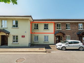15 The Waterfront, Naas, Co. Kildare - Image 2