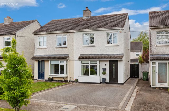 5 Maple Glen, Castleknock, Dublin 15, Castleknock, Dublin 15 - Click to view photos