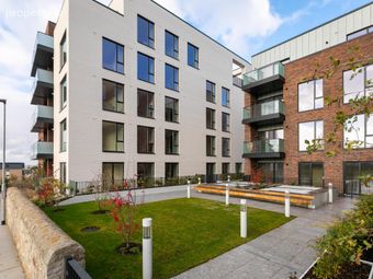 The Wellingtonia, Knockrabo Court, Goatstown, Dublin 14