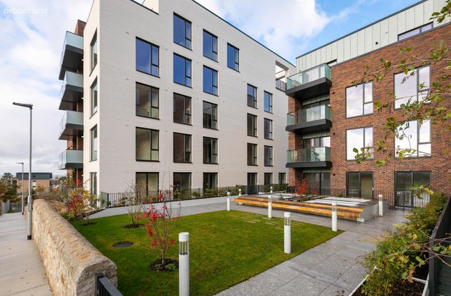 The Wellingtonia, Knockrabo Court, Goatstown, Dublin 14 - Click to view photos