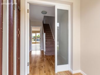 35 Lansdowne Village, Sandymount, Dublin 4, Sandymount, Dublin 4 - Image 2