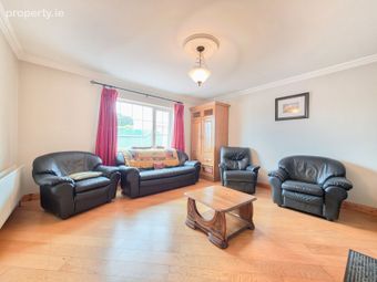 9 Cherrington Place, Castlebar, Co. Mayo - Image 5