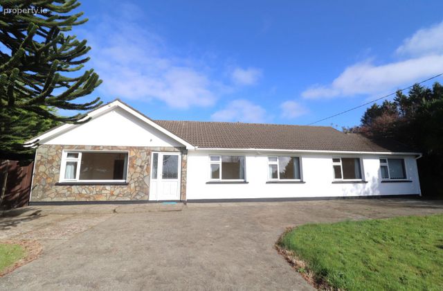 Westland, Dromusta, Drimoleague, Co. Cork - Click to view photos