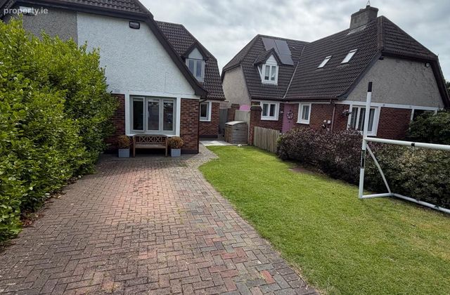 12 Cloister Grove, Blackrock, Stillorgan, Co. Dublin - Click to view photos