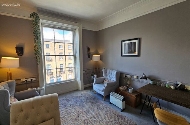 Mount Street Upper, Dublin 2 - Click to view photos