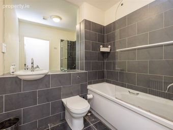 9b Churchwell Rise, Belmayne, Clongriffin, Dublin 13 - Image 3