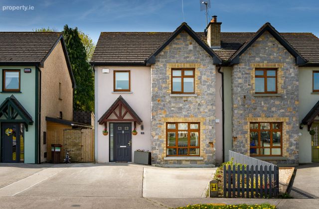 16 Grange Hall, Mountmellick, Co. Laois - Click to view photos