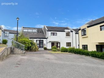 17 Carleton Village, Golf Links Road, Youghal, Co. Cork