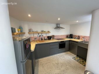 2b Peter's Square, Wexford Town, Co. Wexford - Image 5