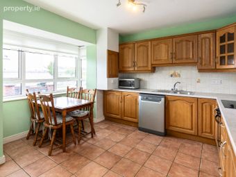 93 Castle Manor, Drogheda, Co. Louth - Image 3