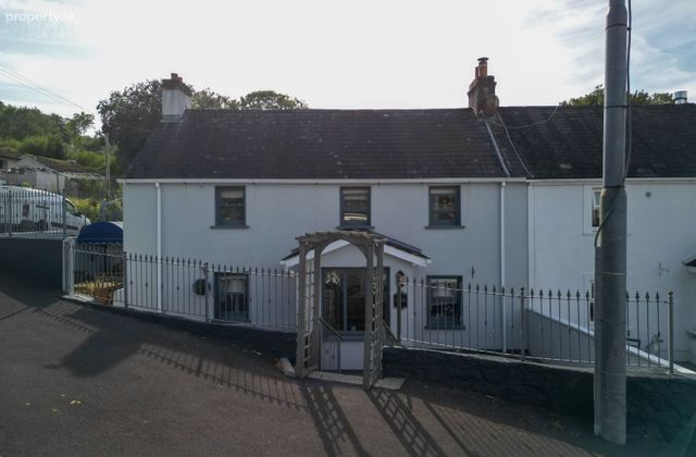 Marieville, The Village, Cheekpoint, Waterford, X91h127, Cheekpoint, Co. Waterford - Click to view photos