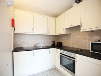 Custom House Harbour Apartments, IFSC, Dublin 1 - Image 4