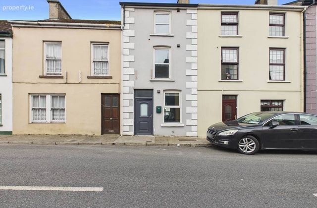 9 Moore Street, Kilrush, Co. Clare., Kilrush, Co. Clare - Click to view photos