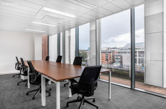 Regus, 3rd Floor Ormond Building, 31-36 Ormond Quay Upper, Smithfield, Dublin 7 - Click to view photos