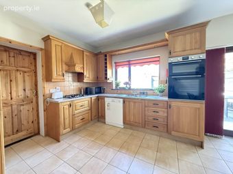 14 Birch Grove, Clonmel, Co. Tipperary, Clonmel, Co. Tipperary - Image 4
