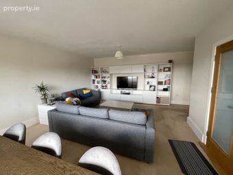 Apartment 15, Ashurst, Mount Merrion Avenue, Stillorgan, Co. Dublin - Image 3