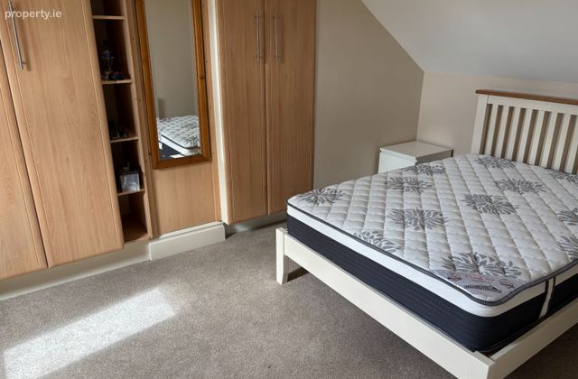 Lakeview, Claregalway, Co. Galway - Click to view photos