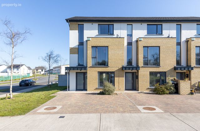 9 The Crescent, Green Hill, Clonhaston, Enniscorthy, Co. Wexford, Enniscorthy, Co. Wexford - Click to view photos