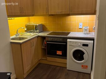 Flat 4, 7 Saint Vincent Street North, North Circular Road, Dublin 7 - Image 4