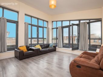 Apartment 10, 54 Main Street, Clongriffin, Dublin 13 - Image 4