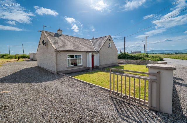 Gorteendangan, Castleiney, Templemore, Co. Tipperary - Click to view photos