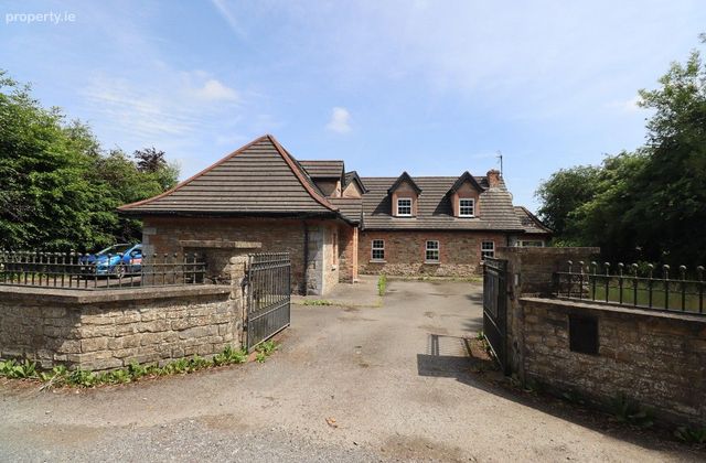 Riverstown, Kilmessan, Co. Meath - Click to view photos