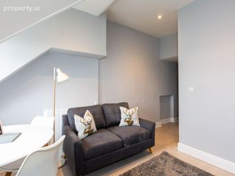 Flat 5, 10 Stamer Street, Dublin 8 - Image 3