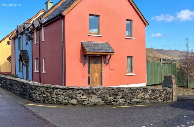 1 Eyeries Village, Beara, Co. Cork - Click to view photos