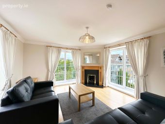 Apartment 29, Heather Court, Stepaside, Dublin 18 - Image 4